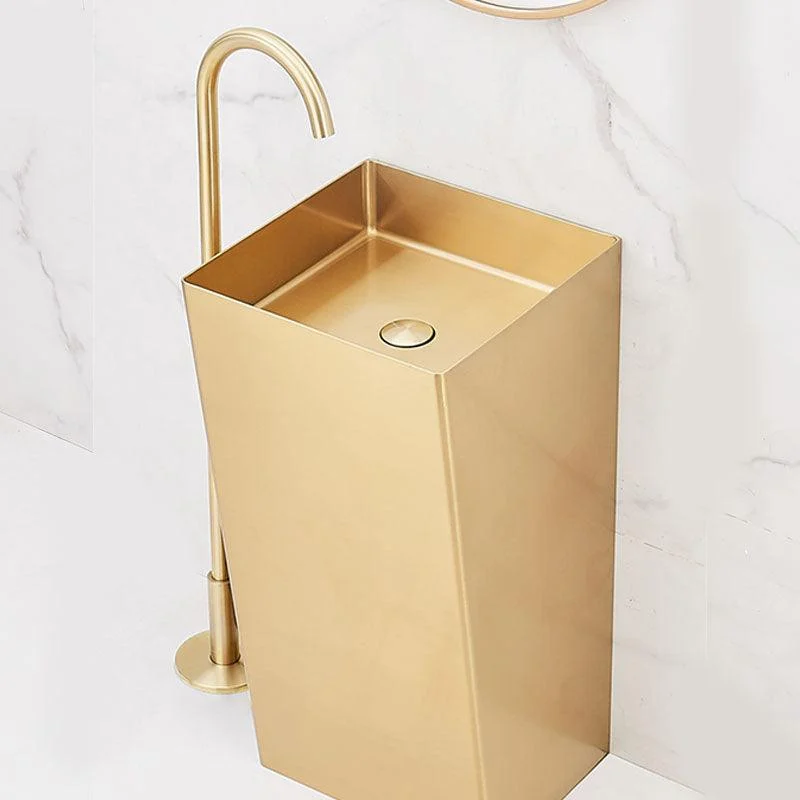 Contemporary Brass Freestanding Bathtub Tap High Arc Bathtub Tap -Bathlova