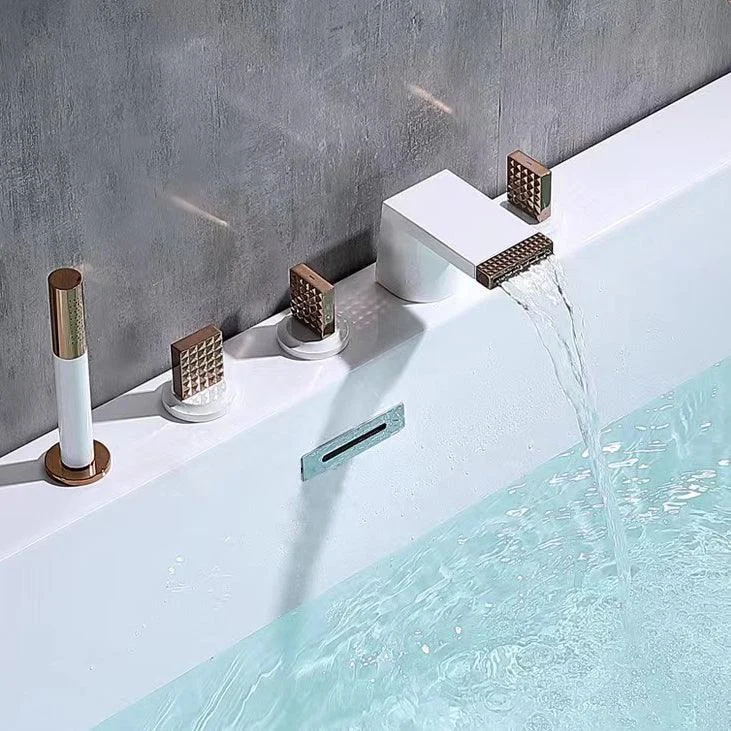 Contemporary Deck Mounted Metal Roman Tub Tap Low Arc Roman Tub Tap Set -Bathlova