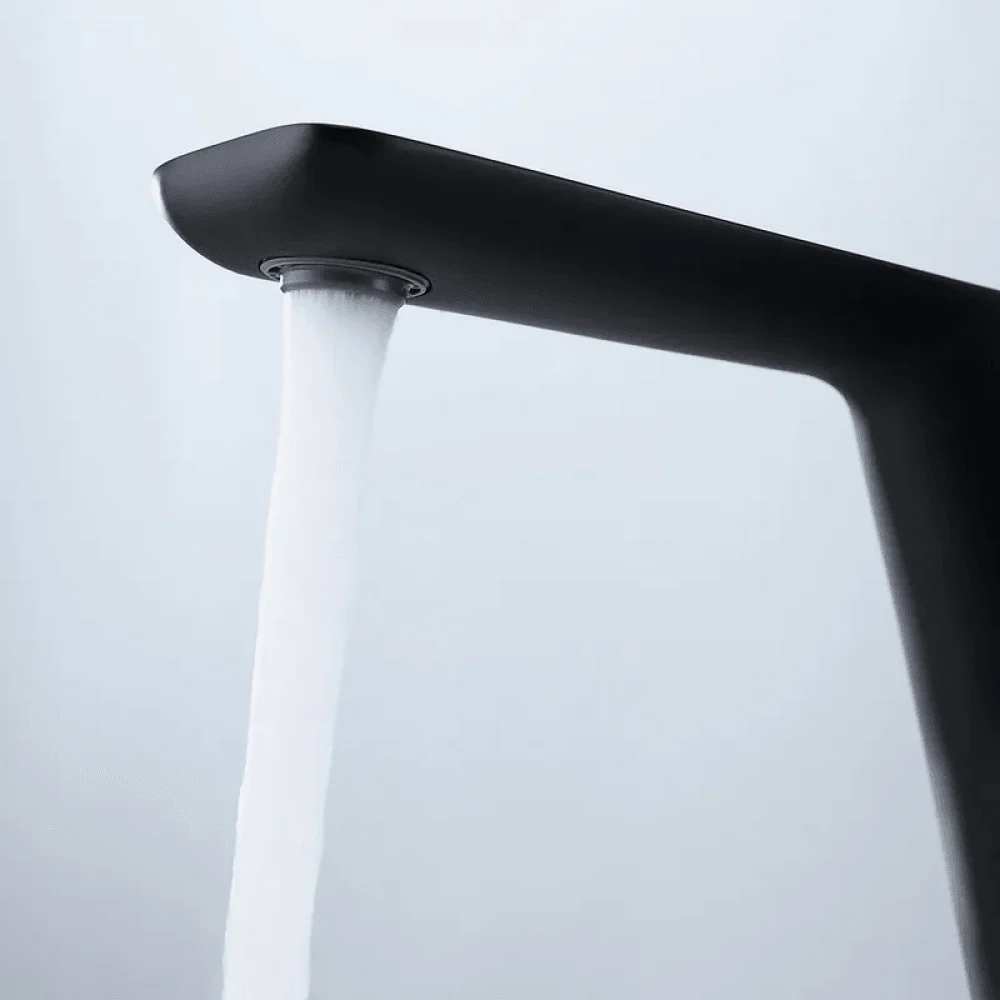 Contemporary Single Flat-Handle Bathroom Tap Sink Solid Brass in Matte Black -Bathlova