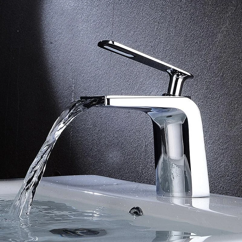 Elton - Classic Waterfall Tap -Bathlova