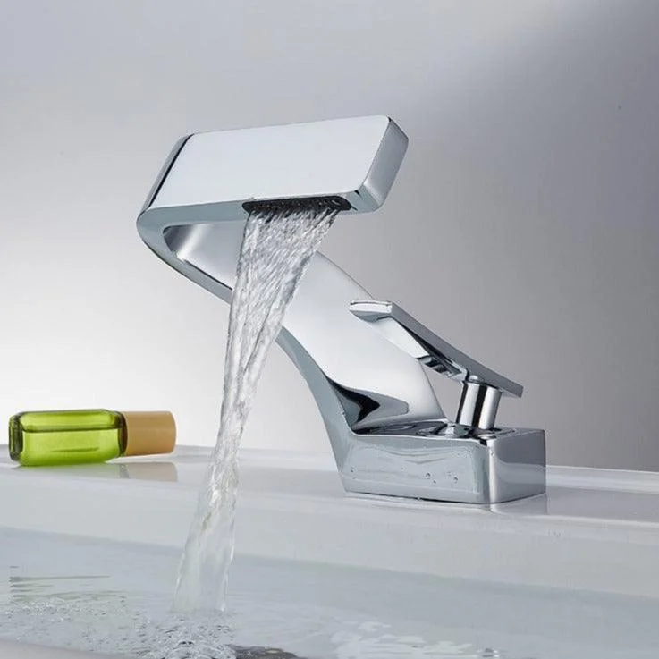 Everest - Modern Curved Tap -Bathlova