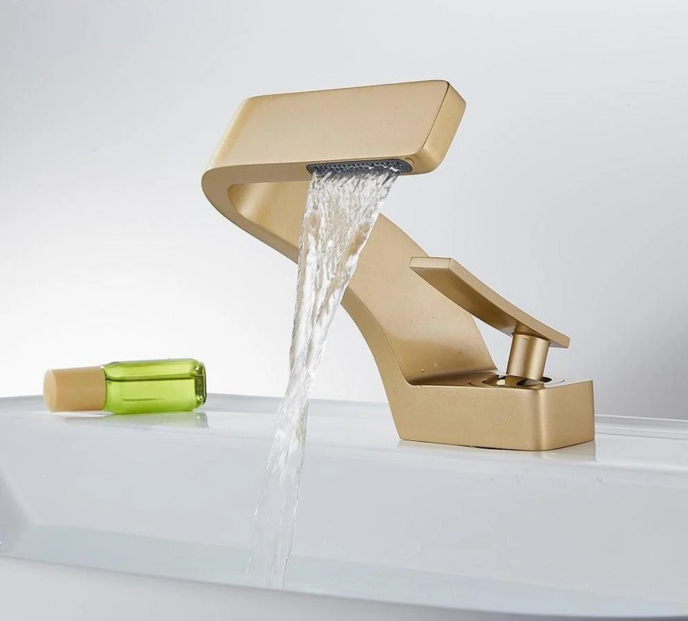 Everest - Modern Curved Tap -Bathlova