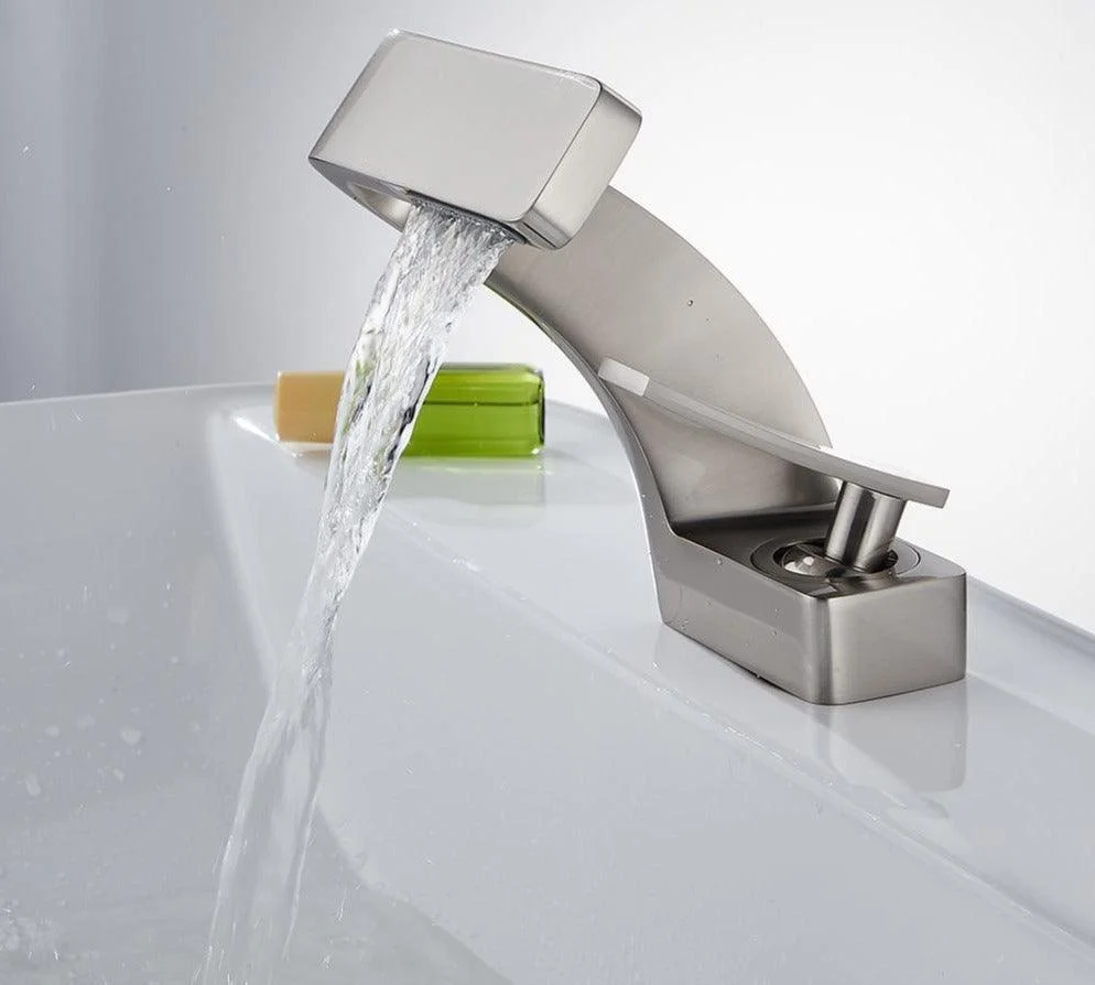 Everest - Modern Curved Tap -Bathlova