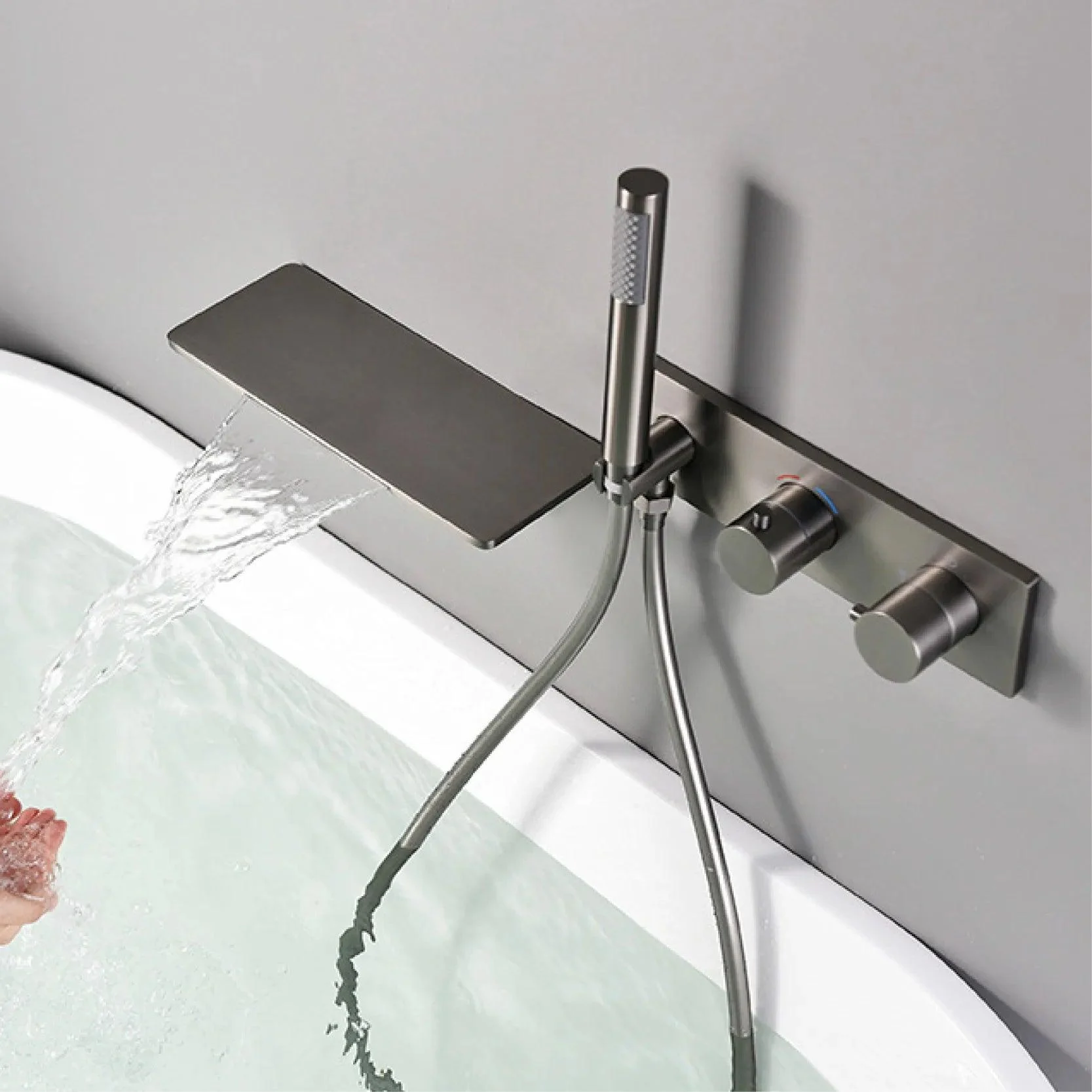 High End Bathtub Tap With Wall Mounted Design Constant Temperature Tap -Bathlova