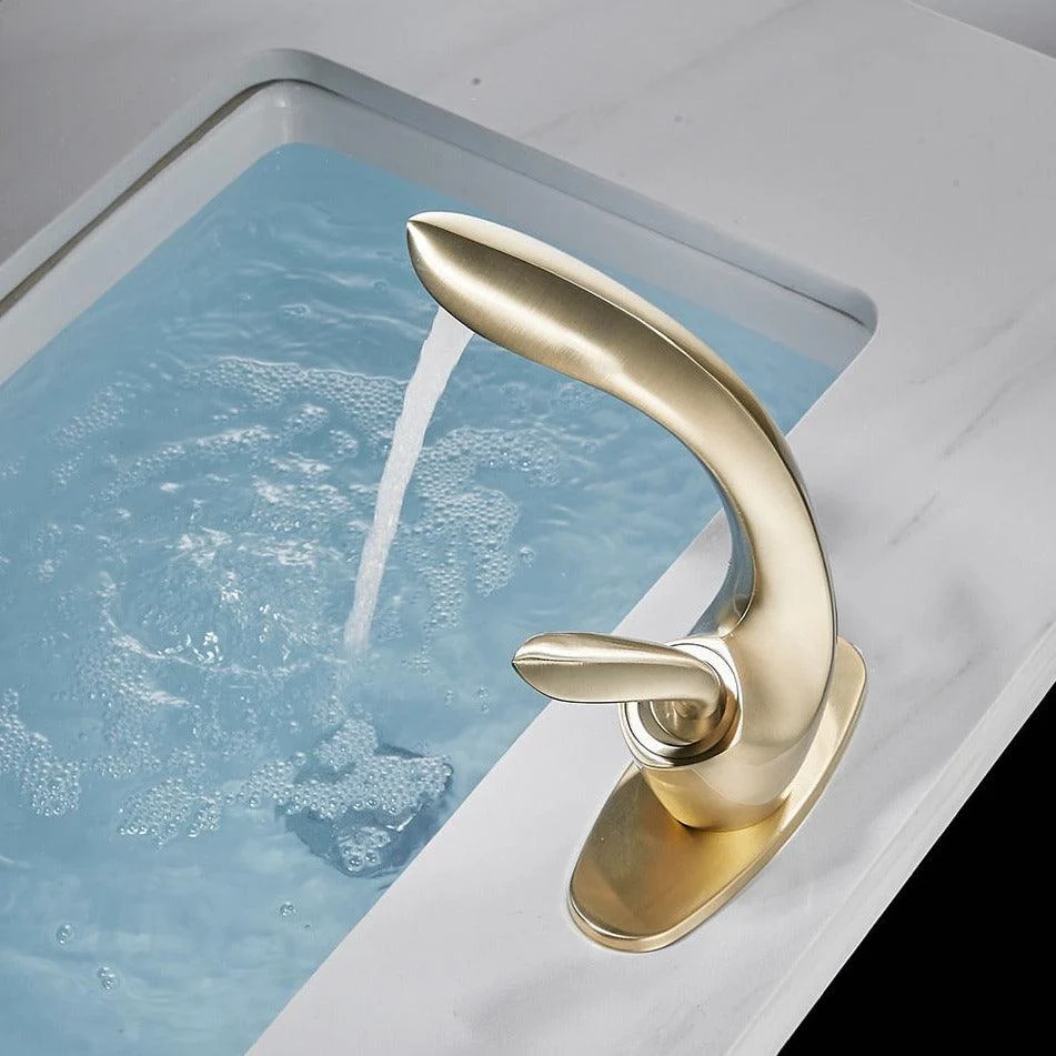 Jacob - Modern Curved Bathroom Tap -Bathlova