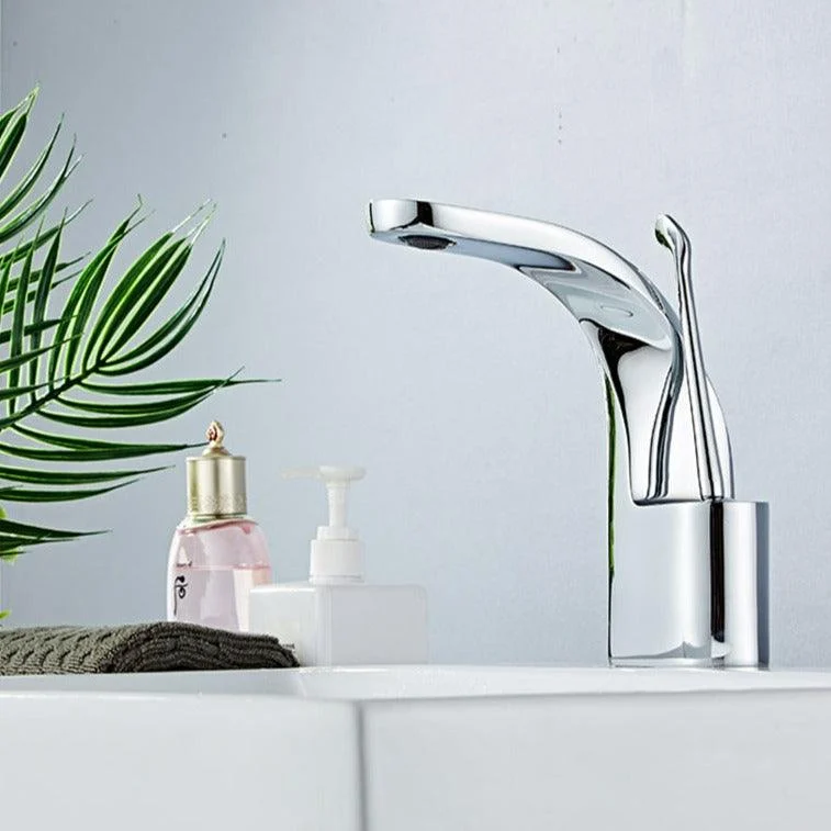 Jordy - Modern Bathroom Tap -Bathlova