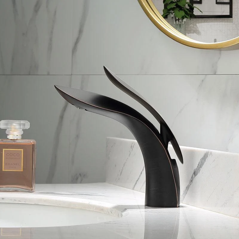 Lidia - Modern Bathroom Tap -Bathlova