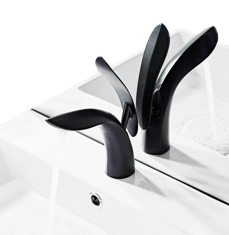 Lidia - Modern Bathroom Tap -Bathlova