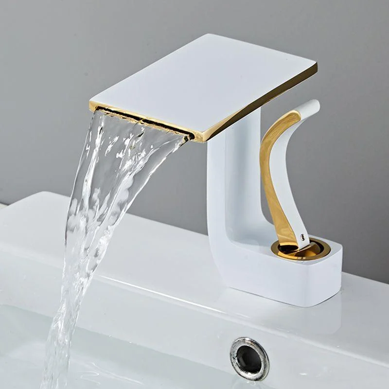 Luxury Single Handle Sink Tap Bathroom Brass Centerset Tap -Bathlova