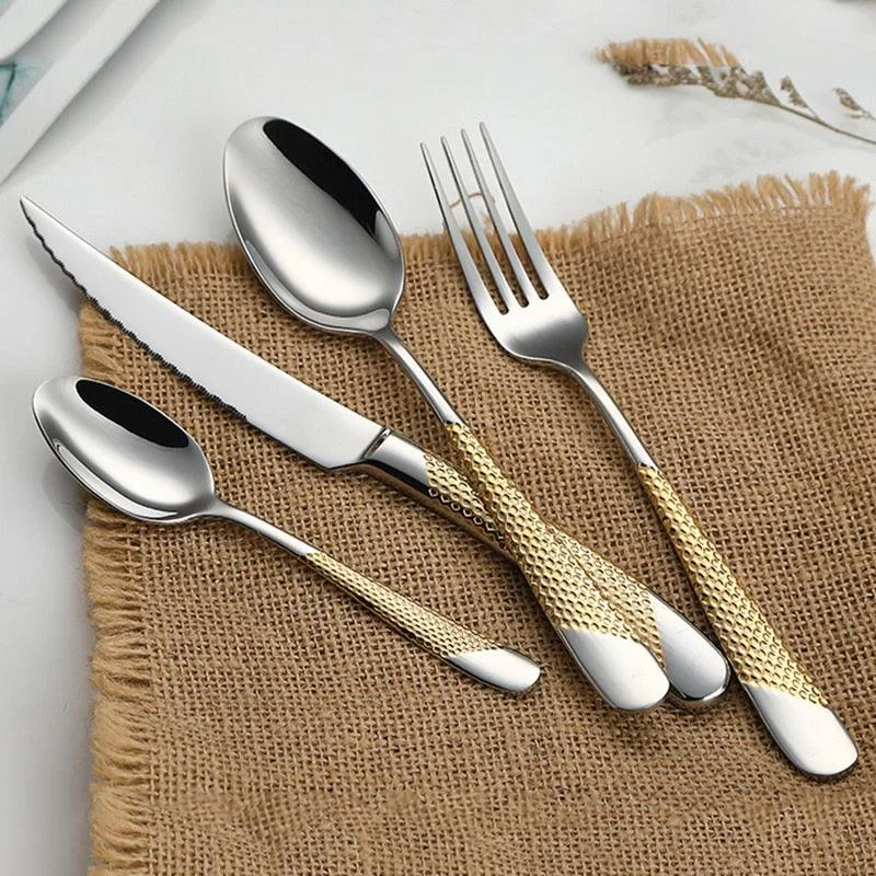 Luxury Textured Handle Silverware Set -Bathlova