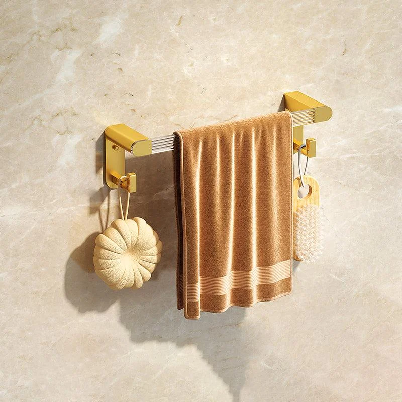 Modern 7-Piece Bathroom Accessory Set Metal Bathroom Set in Gold -Bathlova