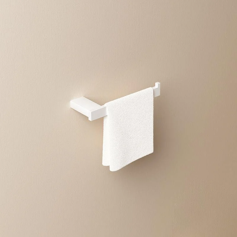 Modern Bathroom Accessory Set White Bathroom Accessories Hardware Set -Bathlova