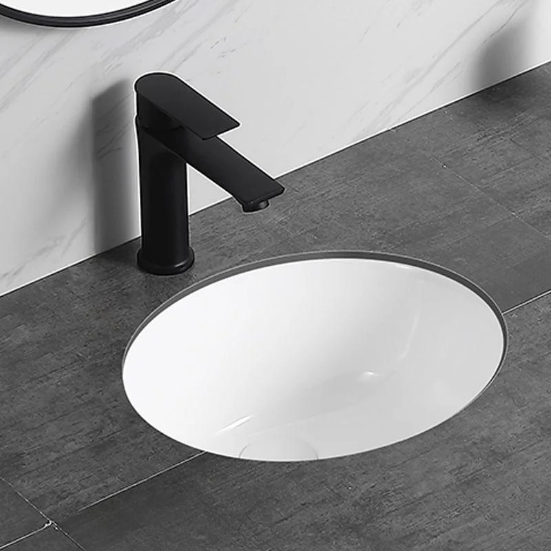 Modern Bathroom Sink Pop-Up Drain Overflow Hole Vessel Sink with Tap -Bathlova