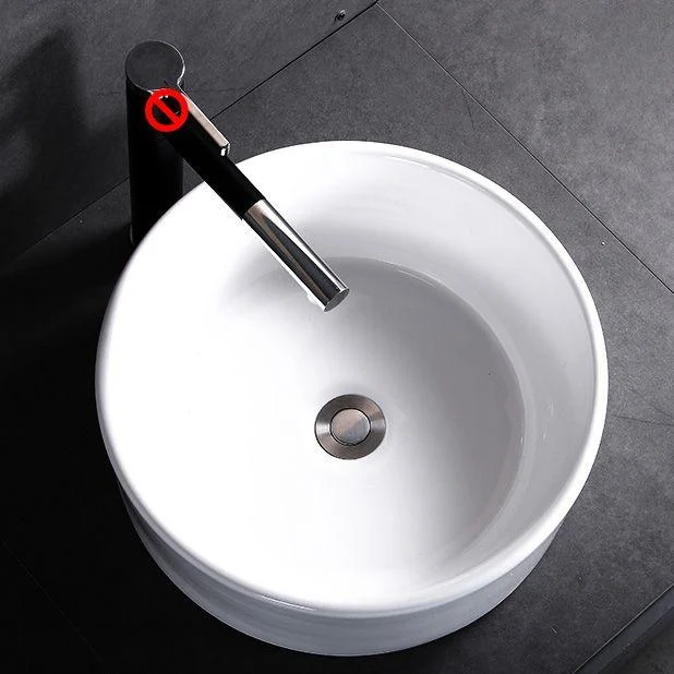 Modern Bathroom Sink Porcelain Pop-Up Drain Round Vessel Bathroom Sink -Bathlova