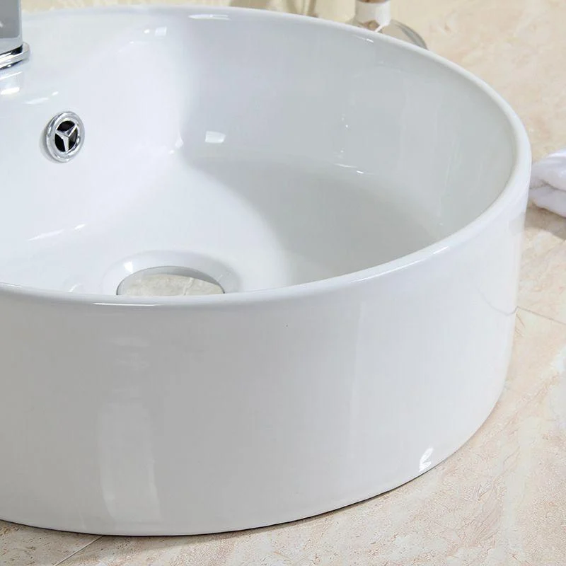 Modern Bathroom Sink Porcelain Round with Overflow and Pop-Up Drain Vessel Lavatory Sink -Bathlova