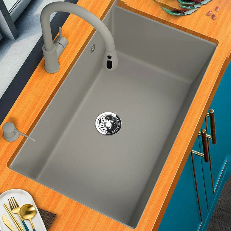 Modern Kitchen Sink Rectangular Grey Tap Pull-out Anti-spill Sink -Bathlova