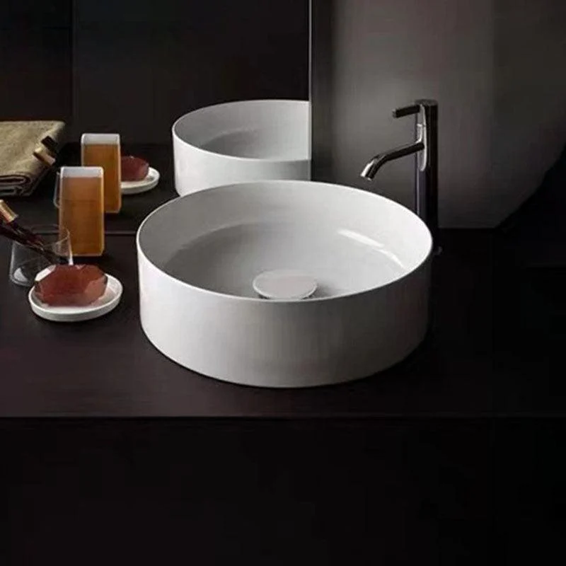 Modern Round Sink Ceramic Metal Undermount Bathroom Sink in White(Not Included Tap) -Bathlova