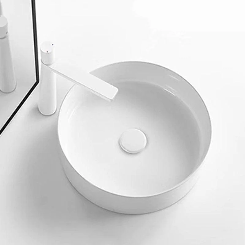 Modern Round Sink Ceramic Metal Undermount Bathroom Sink in White(Not Included Tap) -Bathlova