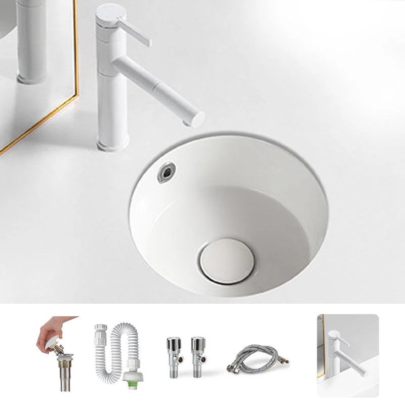 Modern Single Bowl Kitchen Sink Quartz Kitchen Sink with Round Shape -Bathlova