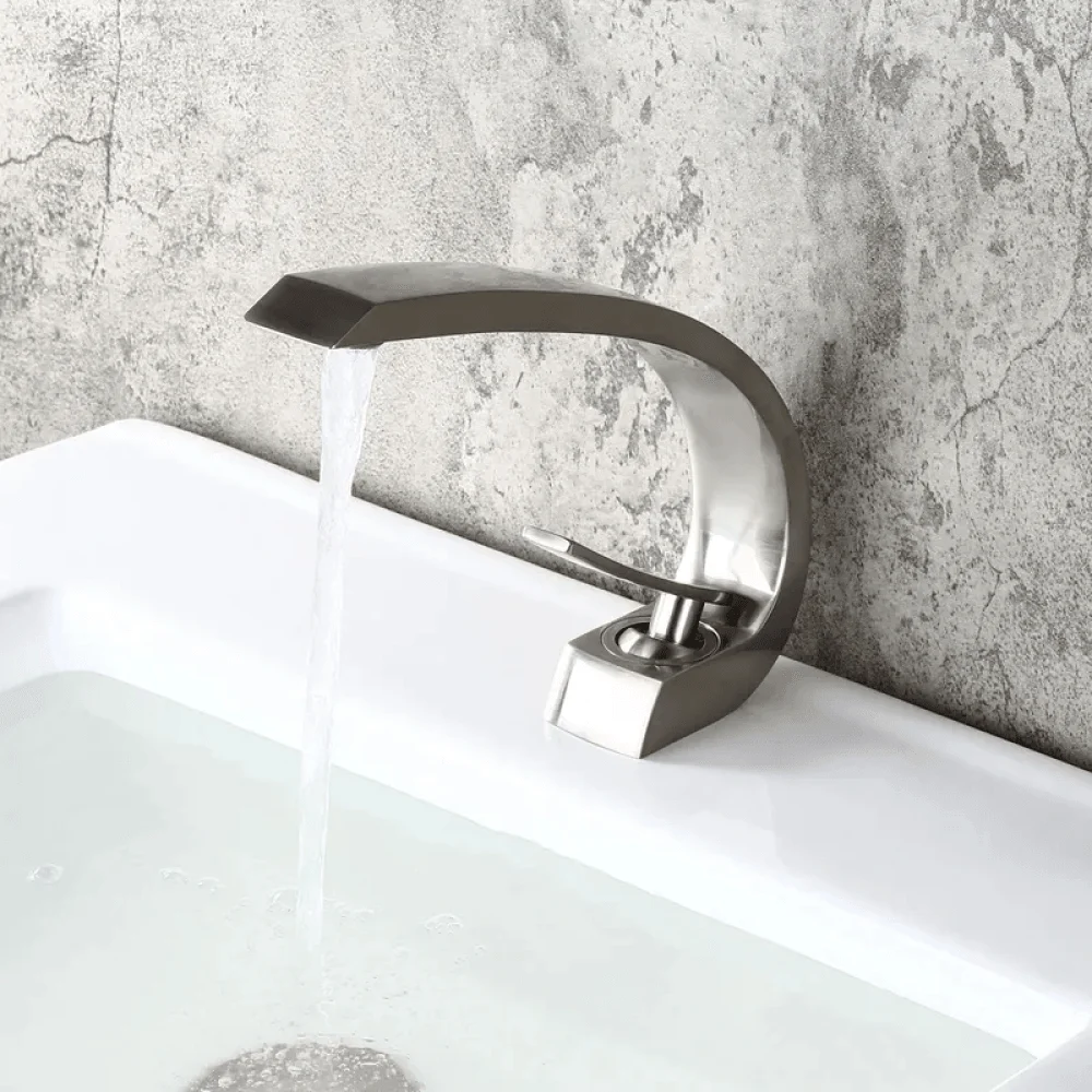 Modern Single Hole Curved Spout Tap with Pop Up Drain -Bathlova