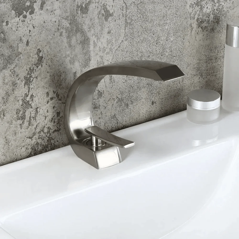 Modern Single Hole Curved Spout Tap with Pop Up Drain -Bathlova