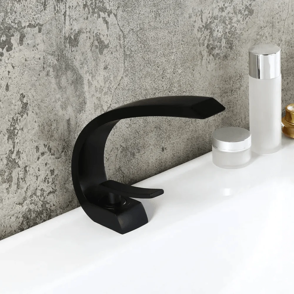 Modern Single Hole Curved Spout Tap with Pop Up Drain -Bathlova