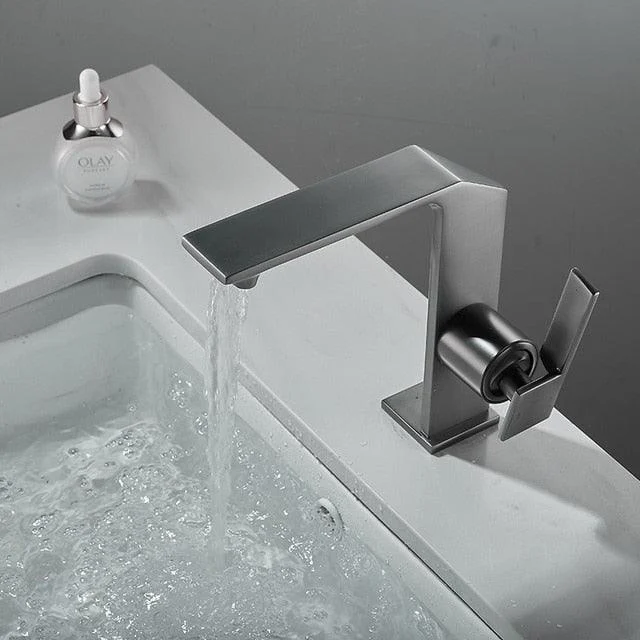 Modern Single Lever Handle Bathroom Tap -Bathlova