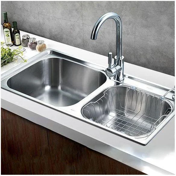 Modern Stainless Steel Kitchen Sink Double Sink Kitchen Sink with Basket Strainer -Bathlova