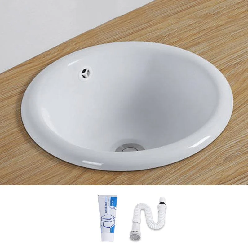 Modern Style Bathroom Sink Oval Porcelain Undermount Bathroom Sink -Bathlova