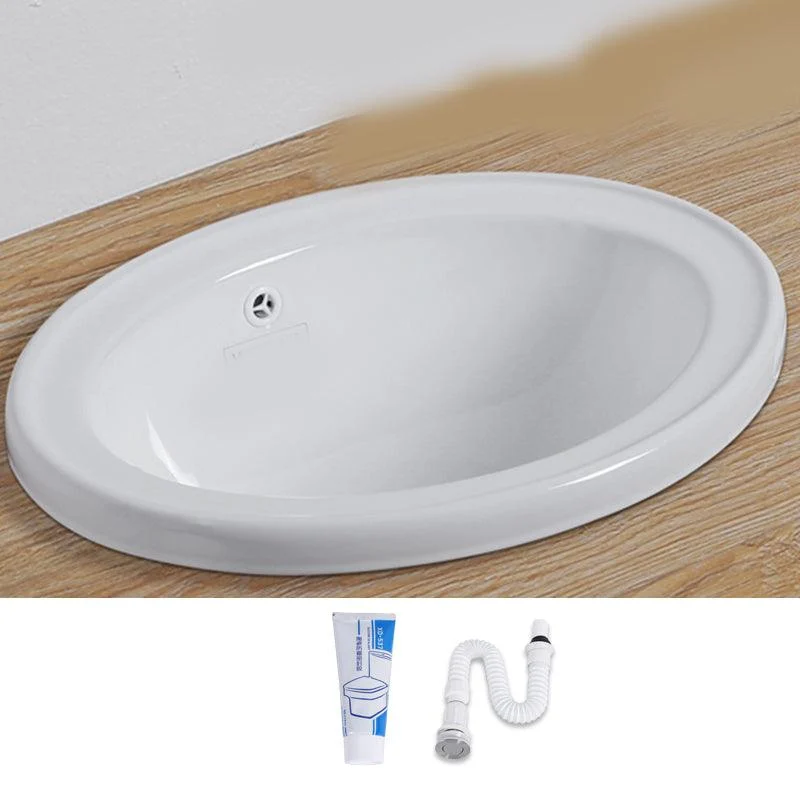 Modern Style Bathroom Sink Oval Porcelain Undermount Bathroom Sink -Bathlova