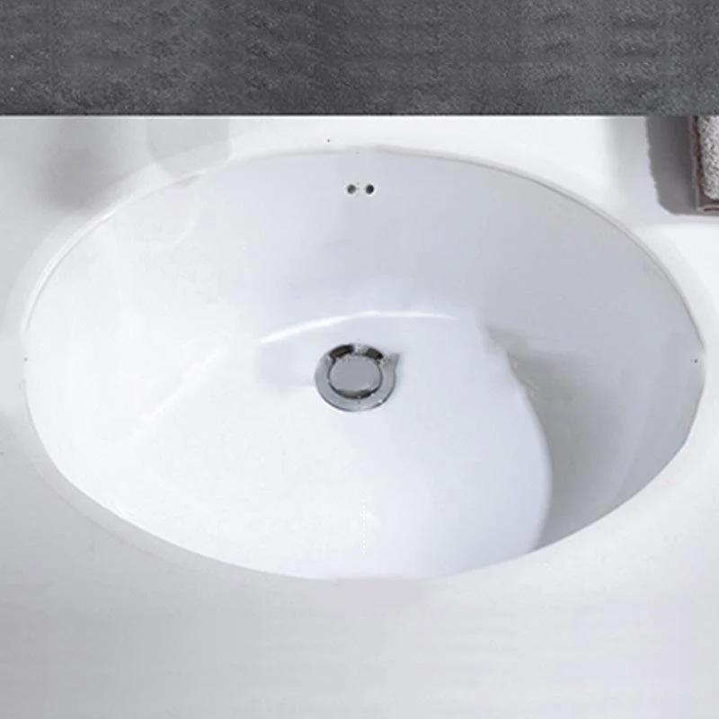 Modern Style Bathroom Sink Overflow Hole Design Oval Ceramic Bathroom Sink -Bathlova