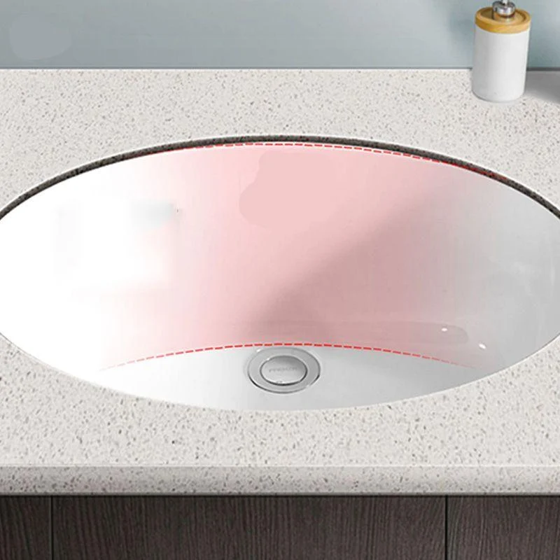 Modern Style Bathroom Sink Overflow Hole Design Oval Ceramic Bathroom Sink -Bathlova