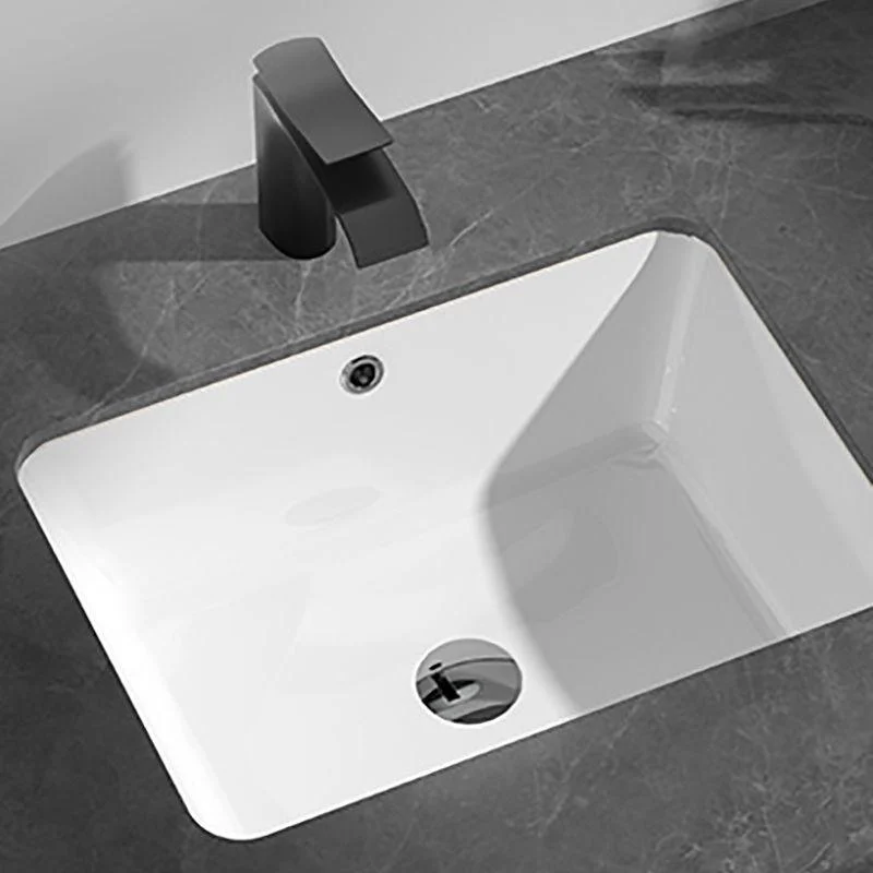 Modern Style Bathroom Sink Overflow Hole Design Undermount Ceramic Bathroom Sink -Bathlova