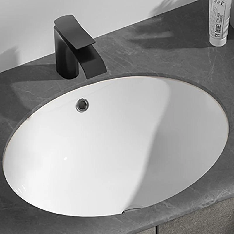 Modern Style Bathroom Sink Overflow Hole Design Undermount Ceramic Bathroom Sink -Bathlova