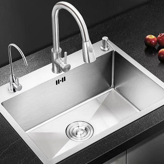 Modern Style Kitchen Sink Mental Kitchen Sink with Center Drain Placement -Bathlova