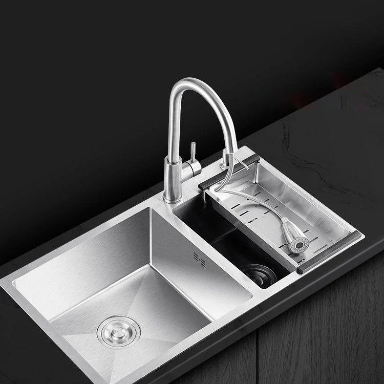 Modern Style Kitchen Sink Overflow Hole Design Scratch Resistant Kitchen Sink -Bathlova