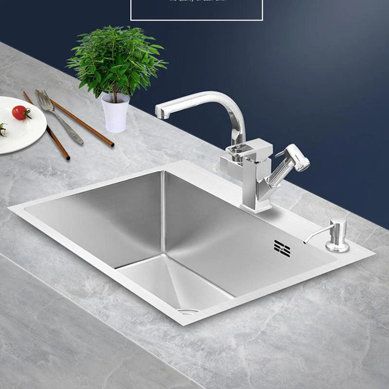 Modern Style Kitchen Sink Soundproof Kitchen Sink with Basket Strainer -Bathlova