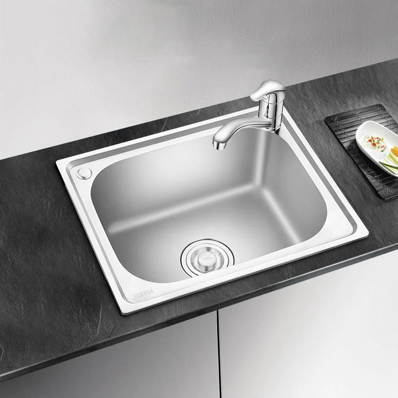 Modern Style Kitchen Sink Stainless Steel Dirt Resistant Kitchen Sink(Not Included Tap) -Bathlova