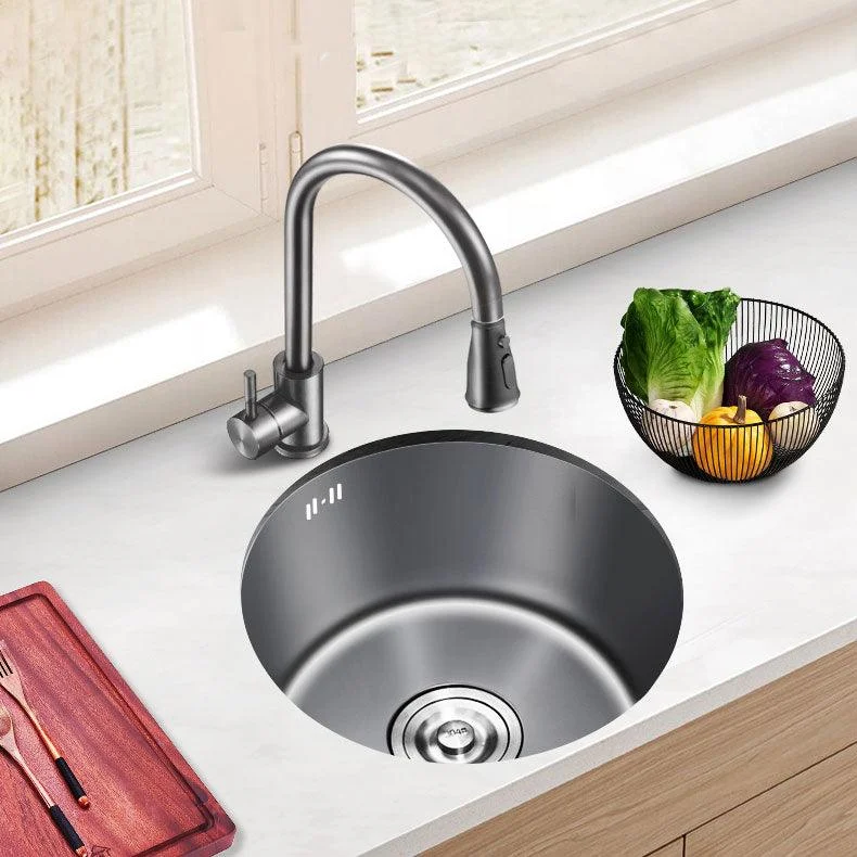 Modern Style Kitchen Sink Stainless Steel Round Shape Kitchen Sink -Bathlova