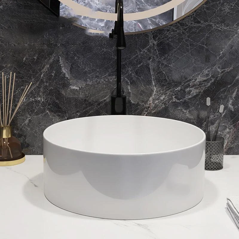 Modern Style Vessel Bathroom Sink Round Ceramic Vessel Bathroom Sink in White -Bathlova