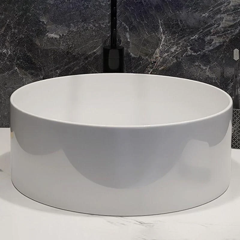 Modern Style Vessel Bathroom Sink Round Ceramic Vessel Bathroom Sink in White -Bathlova