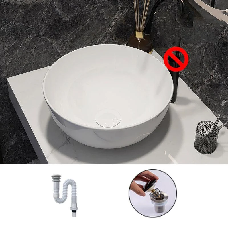 Modern Style Vessel Bathroom Sink Round Ceramic Vessel Bathroom Sink in White -Bathlova