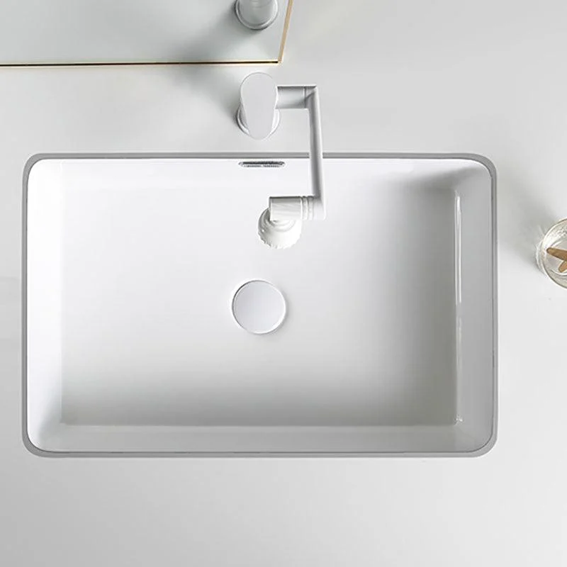 Modern Undermount Bathroom Sink Porcelain with Pop-Up Drain Basin Sink -Bathlova