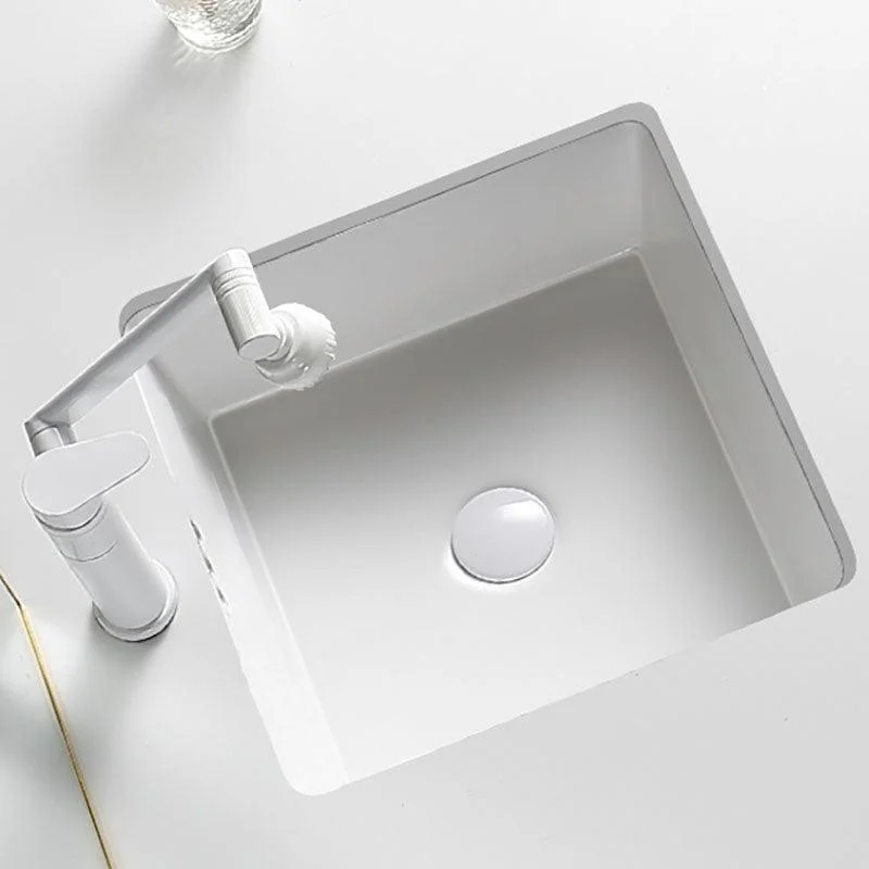 Modern Undermount Bathroom Sink Porcelain with Pop-Up Drain Basin Sink -Bathlova