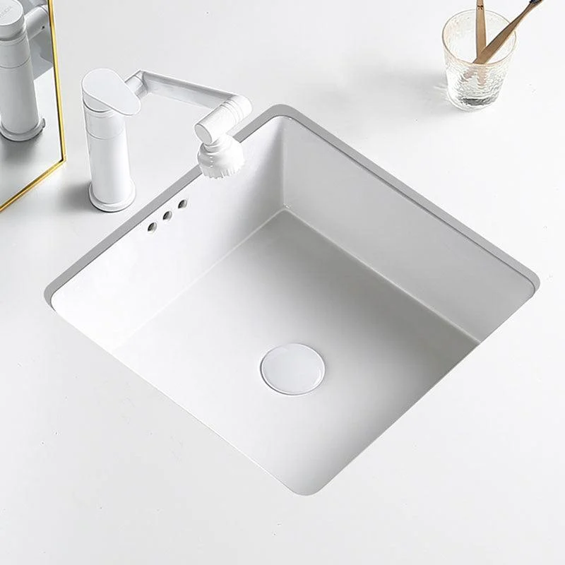 Modern Undermount Bathroom Sink Porcelain with Pop-Up Drain Basin Sink -Bathlova