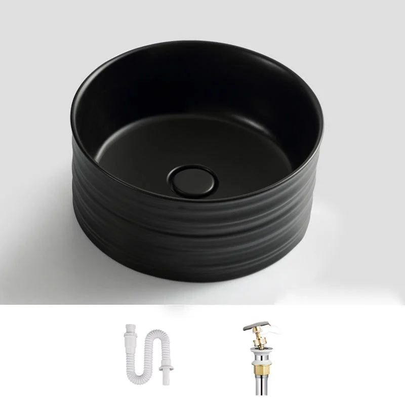 Modern Vessel Bathroom Sink Circular Porcelain with Pop-Up Drain Vessel Sink -Bathlova