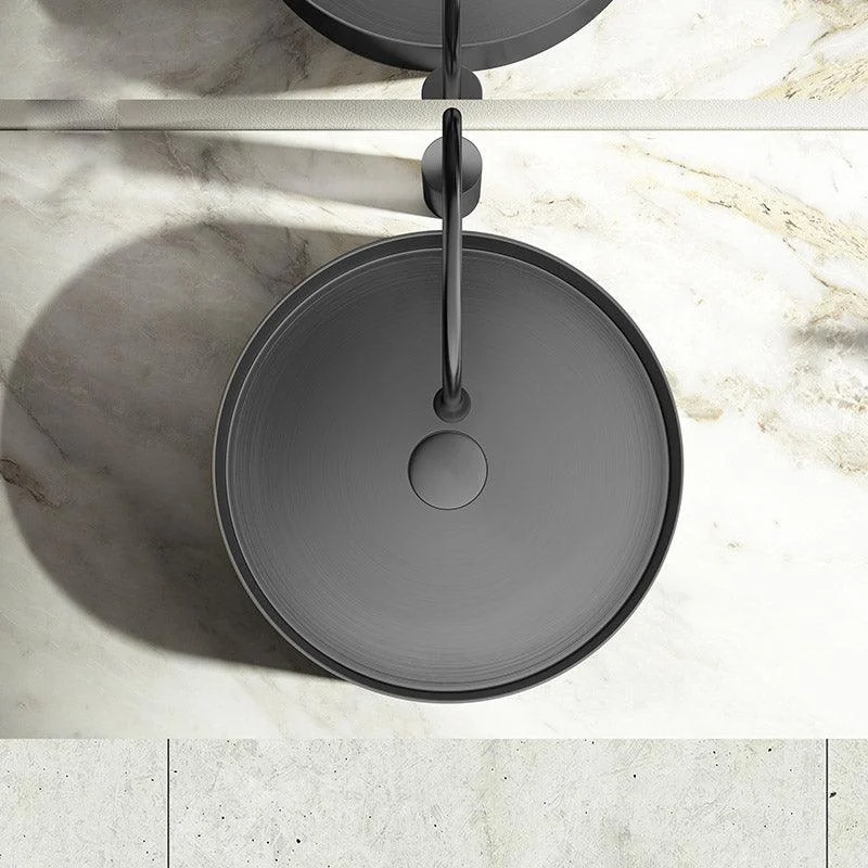 Modern Vessel Bathroom Sink Round Metal with Pop-Up Drain Vessel Lavatory Sink -Bathlova