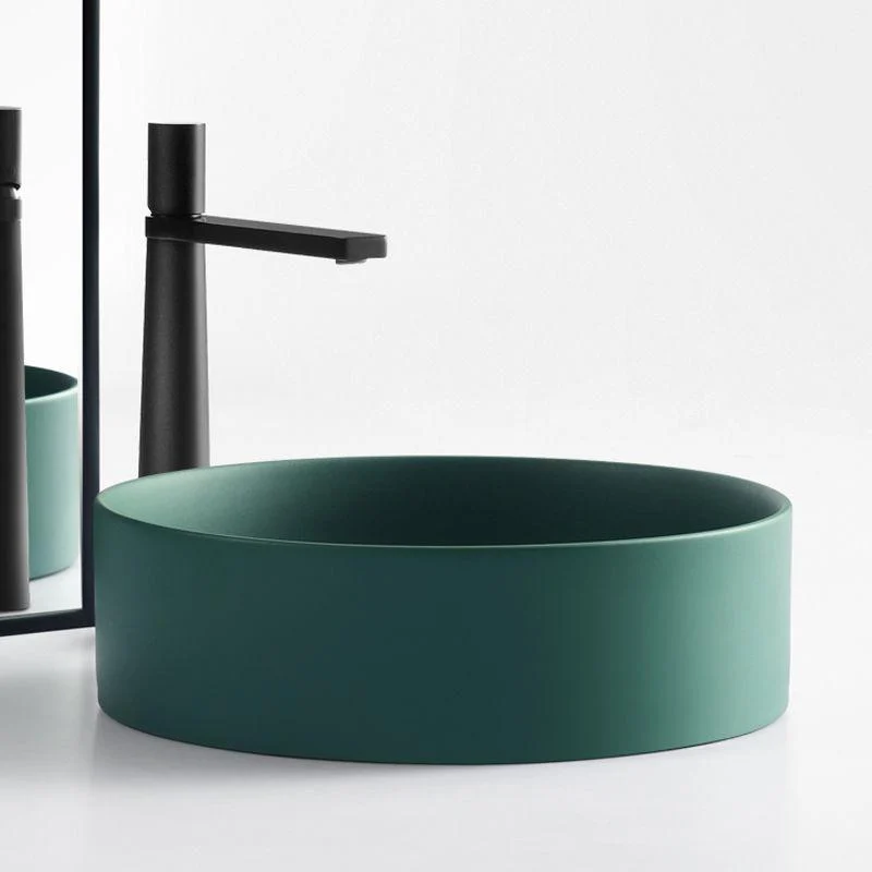 Modern Vessel Bathroom Sink Round Porcelain with Pop-Up Drain Basin Sink -Bathlova