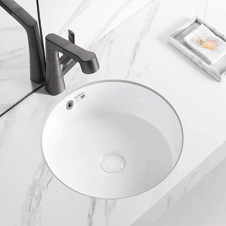 Modern Vessel Lavatory Sink Round Porcelain with Overflow Undermount Bathroom Sink -Bathlova