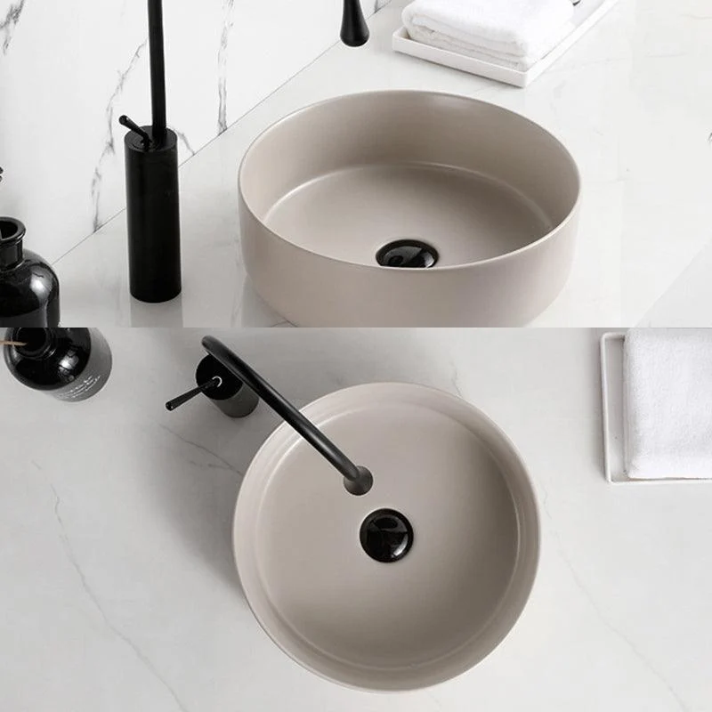 Modern Vessel Sink Round Porcelain with Basin Vessel Lavatory Sink without Tap -Bathlova